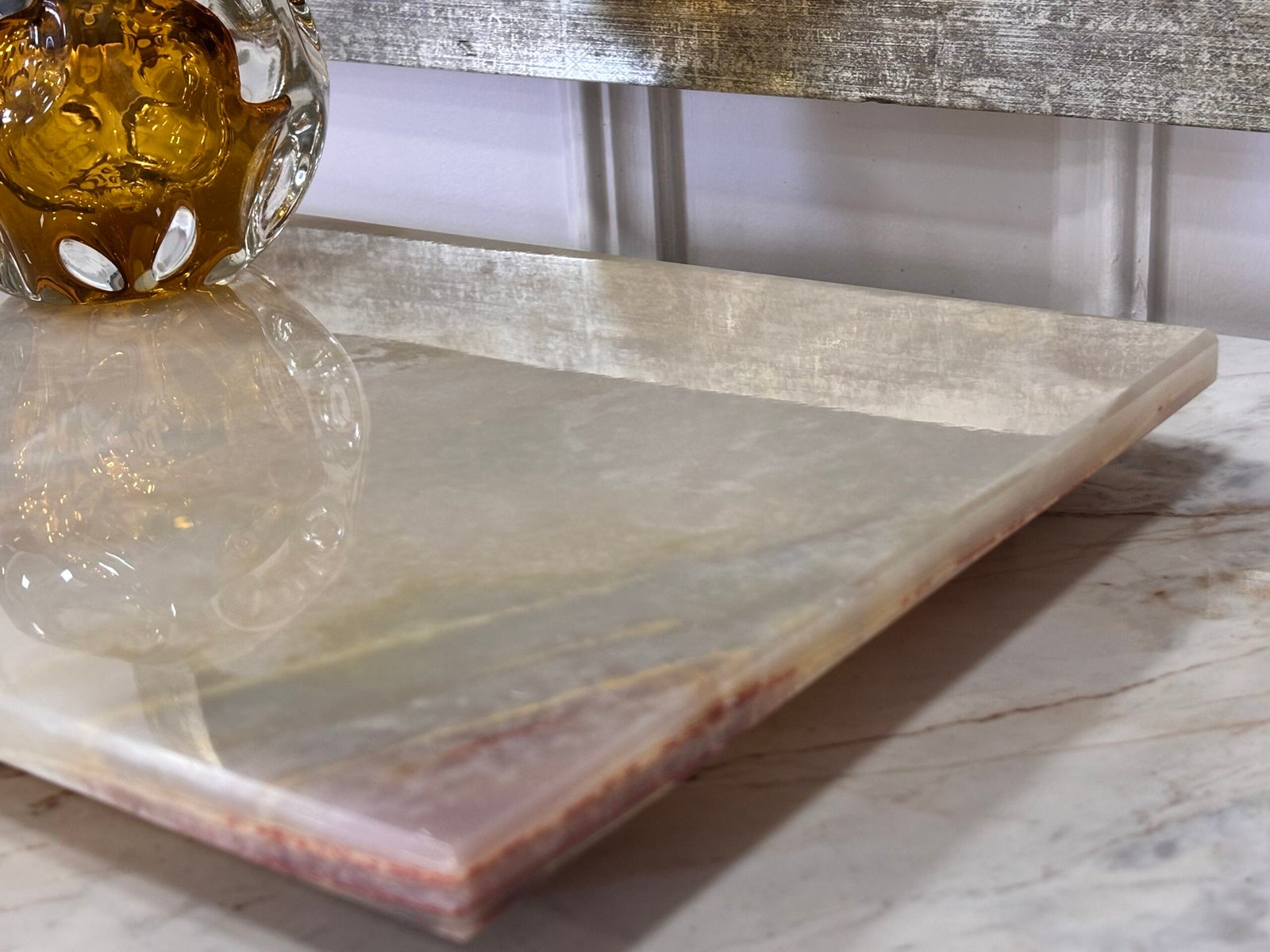 Tabua de pedra de ônix